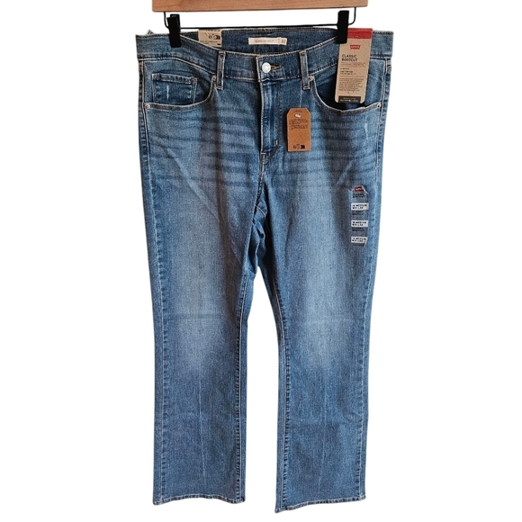 Levis Medium Blue Classic Bootcut Mid Rise Jeans Size 12 NWT - Picture 1 of 9